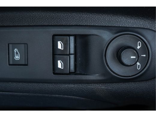 Opel Combo **1.5D L1H1 | Cruise | Airco | Automaat | Stuurverw. | Schuifdeur** ActivLease financial lease
