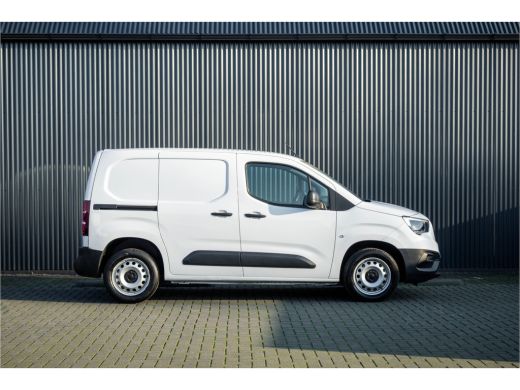 Opel Combo **1.5D L1H1 | Cruise | Airco | Automaat | Stuurverw. | Schuifdeur** ActivLease financial lease
