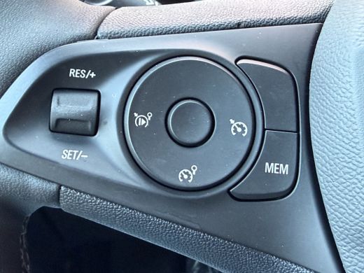 Opel Corsa 100pk GS (Camera - Keyless Entry - LED - Automatische Airco - Navigatie - Apple Carplay - Draadlo... ActivLease financial lease