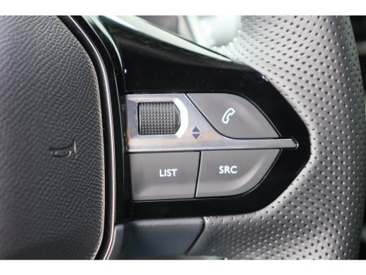 Peugeot 208 1.2 HYBRID 110PK GT PACK AUTOMAAT / NAVI / LEDER / CLIMA / PDC / 17" LMV / CAMERA / KEYLESS / ADA... ActivLease financial lease