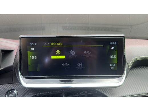 Peugeot 208 1.2 PureTech GT-Line | Panoramadak | Carplay | Adaptieve Cruise | Navigatie | Getint Glas | Parke... ActivLease financial lease