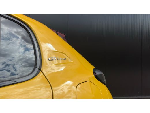 Peugeot 208 1.2 PureTech GT-Line | Panoramadak | Carplay | Adaptieve Cruise | Navigatie | Getint Glas | Parke... ActivLease financial lease