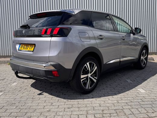 Peugeot 3008 130 PK Automaat | Trekhaak | Navigatie | Parkeersensoren voor en achter | Apple Carplay / Android... ActivLease financial lease