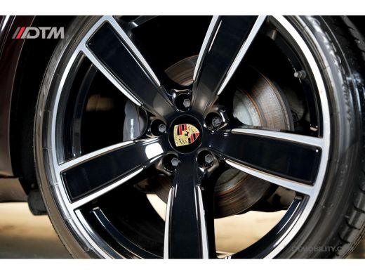 Porsche Cayenne 3.0 E-Hybrid Platinum Edition | Achterasbesturing | Luchtvering | Panorama | Trekhaak | ActivLease financial lease