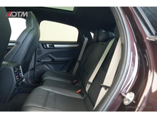 Porsche Cayenne 3.0 E-Hybrid Platinum Edition | Achterasbesturing | Luchtvering | Panorama | Trekhaak | ActivLease financial lease