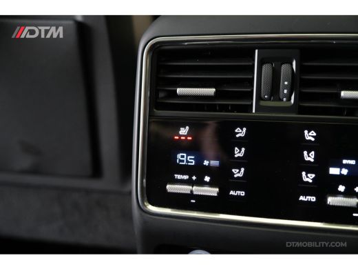 Porsche Cayenne 3.0 E-Hybrid Platinum Edition | Achterasbesturing | Luchtvering | Panorama | Trekhaak | ActivLease financial lease