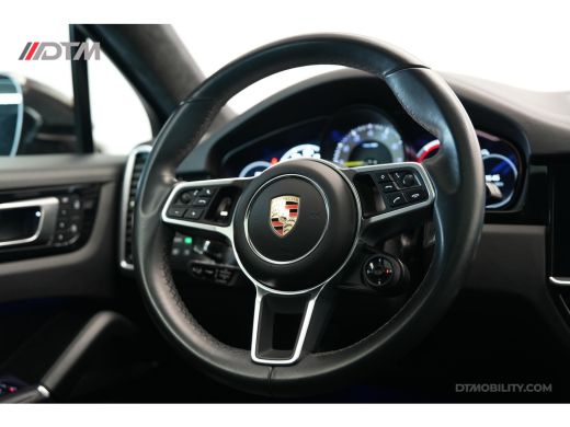 Porsche Cayenne 3.0 E-Hybrid Platinum Edition | Achterasbesturing | Luchtvering | Panorama | Trekhaak | ActivLease financial lease