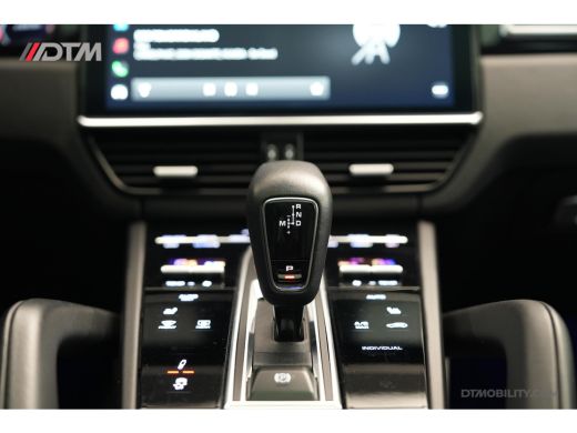 Porsche Cayenne 3.0 E-Hybrid Platinum Edition | Achterasbesturing | Luchtvering | Panorama | Trekhaak | ActivLease financial lease