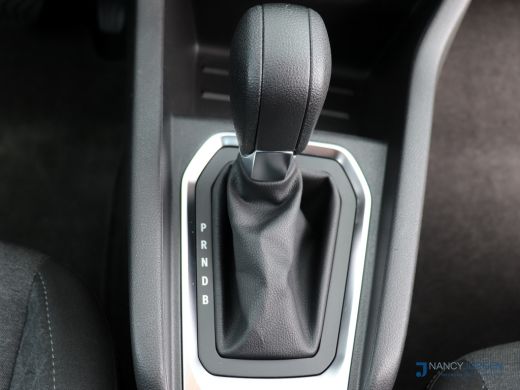 Renault Clio 1.6 E-Tech Hybrid 145 Equilibre | Automaat | Airco | Cruise Control | LED | Apple Carplay/Android... ActivLease financial lease