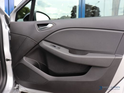 Renault Clio 1.6 E-Tech Hybrid 145 Equilibre | Automaat | Airco | Cruise Control | LED | Apple Carplay/Android... ActivLease financial lease