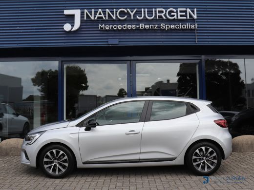 Renault Clio 1.6 E-Tech Hybrid 145 Equilibre | Automaat | Airco | Cruise Control | LED | Apple Carplay/Android... ActivLease financial lease