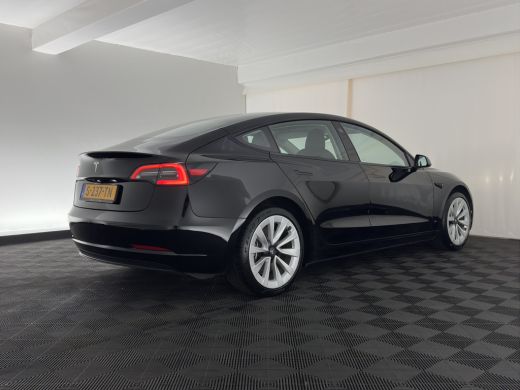 Tesla Model 3 Standard RWD Plus 60 kWh [3-Fase-11kW] {SoH-90%} (INCL-BTW) Aut. *PANO | AUTOPILOT | LEATHER | KE... ActivLease financial lease