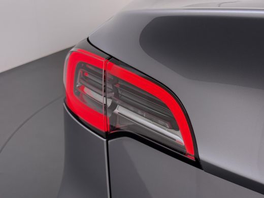 Tesla Model Y Long Range AWD 75 kWh SOH 94%| QUICKSILVER!| TESLA FABRIEKSGARANTIE TOT 02-2028/ 80.000KM | FABRI... ActivLease financial lease