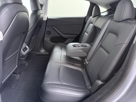 Tesla Model Y Long Range AWD 75 kWh SOH 94%| QUICKSILVER!| TESLA FABRIEKSGARANTIE TOT 02-2028/ 80.000KM | FABRI... ActivLease financial lease