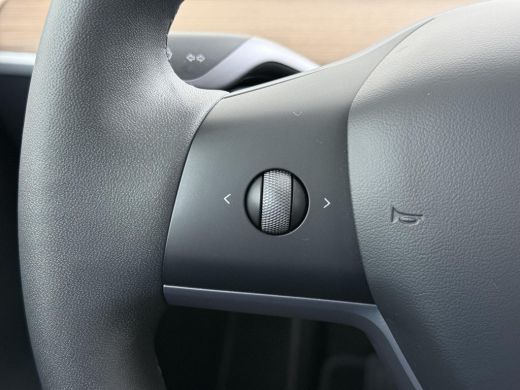 Tesla Model Y Long Range AWD 75 kWh SOH 94%| QUICKSILVER!| TESLA FABRIEKSGARANTIE TOT 02-2028/ 80.000KM | FABRI... ActivLease financial lease