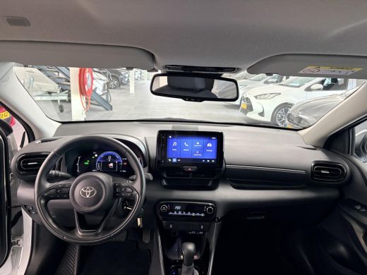 Toyota Yaris 1.5 Hybrid 115 Dynamic ActivLease financial lease