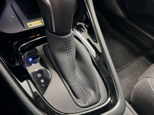 Toyota Yaris 1.5 Hybrid 115 Dynamic ActivLease financial lease