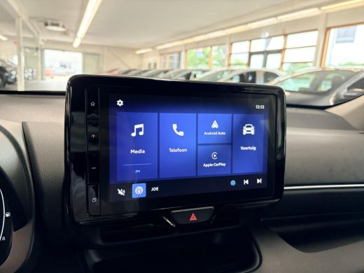 Toyota Yaris 1.5 Hybrid 115 Dynamic ActivLease financial lease