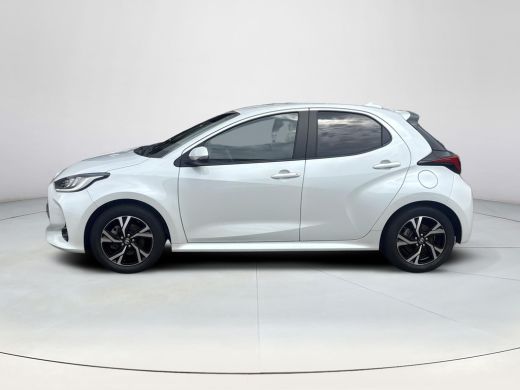 Toyota Yaris 1.5 Hybrid 115 Dynamic ActivLease financial lease