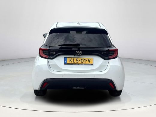 Toyota Yaris 1.5 Hybrid 115 Dynamic ActivLease financial lease