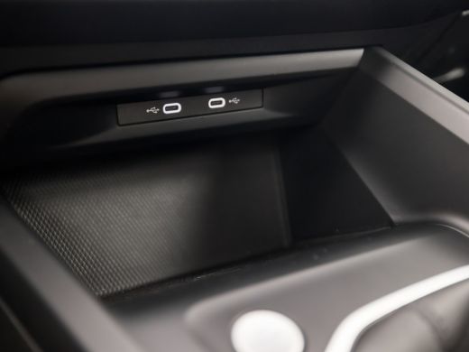 Volkswagen Golf Variant 1.0 TSI Life Sport (APPLE CARPLAY, GROOT NAVI, CAMERA, MEMORY SEAT, ALCANTARA, GETINT GLA... ActivLease financial lease