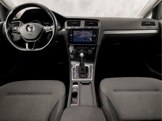Volkswagen Golf Variant 1.0 TSI Sportline 116Pk Automaat (GROOT NAVI, APPLE CARPLAY, CLIMATE, ADAPTIVE CRUISE, PA... ActivLease financial lease