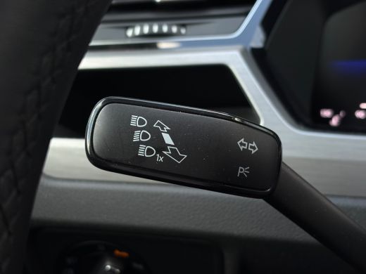 Volkswagen Touran 1.5 TSI 150 pk Comfortline Business 7pers. 7-DSG | Achteruitrijcamera | Navigatie | Cruise contro... ActivLease financial lease