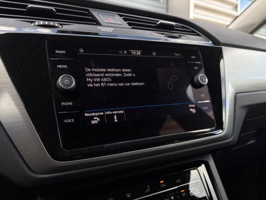 Volkswagen Touran 1.5 TSI 150 pk Comfortline Business 7pers. 7-DSG | Achteruitrijcamera | Navigatie | Cruise contro... ActivLease financial lease