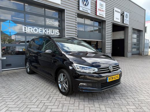 Volkswagen Touran 1.5 TSI 150 pk Comfortline Business 7pers. 7-DSG | Achteruitrijcamera | Navigatie | Cruise contro... ActivLease financial lease