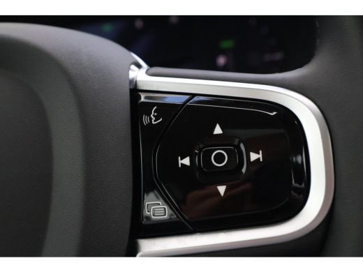 Volvo  XC60 2.0 T6 Plug-in hybrid AWD Plus Dark | Trekhaak | Harman Kardon | HUD | ActivLease financial lease