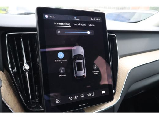 Volvo  XC60 2.0 T6 Plug-in hybrid AWD Plus Dark | Trekhaak | Harman Kardon | HUD | ActivLease financial lease