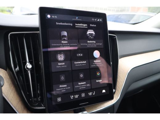 Volvo  XC60 2.0 T6 Plug-in hybrid AWD Plus Dark | Trekhaak | Harman Kardon | HUD | ActivLease financial lease