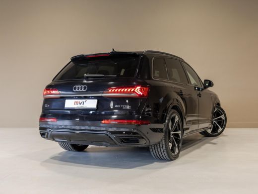 Audi Q7 60 TFSI e quattro 2x S-Line Competition SoH 90,7% / 456pk / Rondomzicht camera / Elektrische stoe... ActivLease financial lease