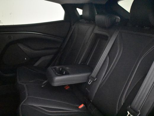 Ford Mustang Mach-E Mach-E RWD 75 kWh l Pano Dak l SOH 95% l Leder l Elektr. Stoel incl Memory l 20" LM-Velgen l 360g... ActivLease financial lease