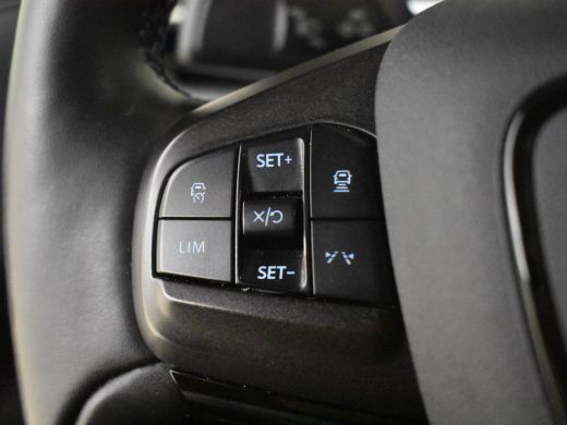Ford Mustang Mach-E Mach-E RWD 75 kWh l Pano Dak l SOH 95% l Leder l Elektr. Stoel incl Memory l 20" LM-Velgen l 360g... ActivLease financial lease