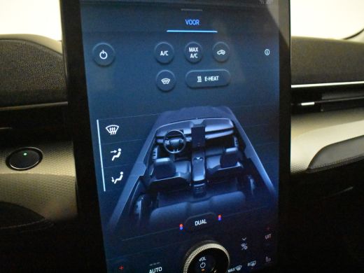 Ford Mustang Mach-E Mach-E RWD 75 kWh l Pano Dak l SOH 95% l Leder l Elektr. Stoel incl Memory l 20" LM-Velgen l 360g... ActivLease financial lease