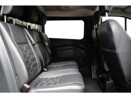 Ford Transit Custom 320 2.0 TDCI L2H1 Platinum Edition DC | 5-persoons | Org. NL | Stoelverwarming ActivLease financial lease