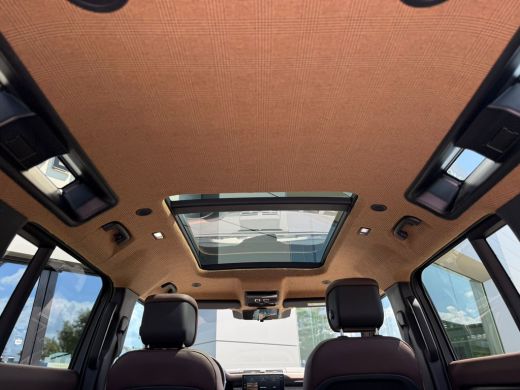 Land Rover Defender 110 P300e X-Dynamic HSE Midnight Emerald Green Satin | Heritige Customs | Tweed interieurdelen | ... ActivLease financial lease