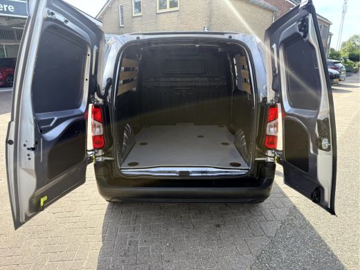 Opel Combo 1.5D 130pk Automaat Navi, App Connect ActivLease financial lease