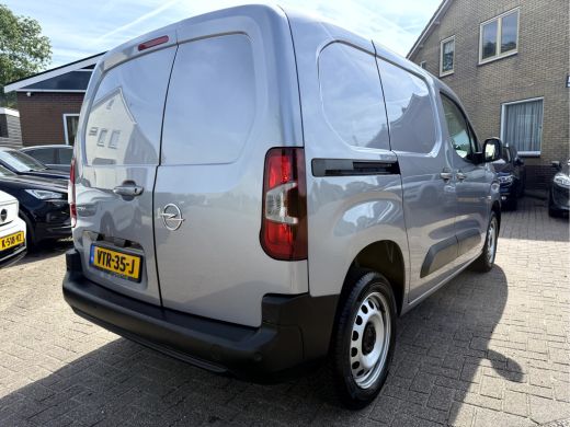 Opel Combo 1.5D 130pk Automaat Navi, App Connect ActivLease financial lease