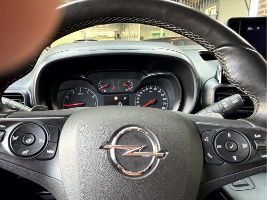 Opel Combo 1.5D 130pk Automaat Navi, App Connect ActivLease financial lease