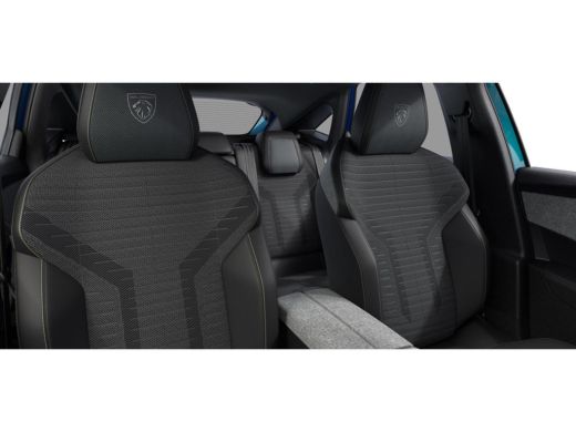 Peugeot 3008 GT | Adaptieve cruise control met Stop&Go functie | Elektrische parkeerrem | Extra getinte achter... ActivLease financial lease