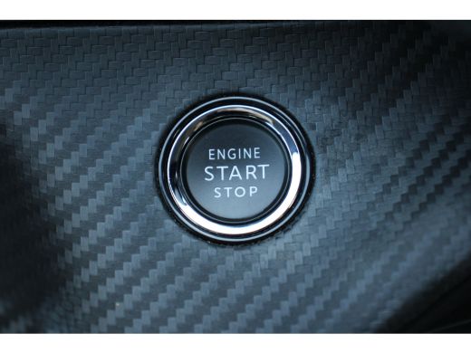 Peugeot e-2008 EV Active Pack 50 kWh | NL-AUTO! | CRUISE | LANE ASSIST | LED | PARK SENS | CLIMA | DEALER OH! | ... ActivLease financial lease