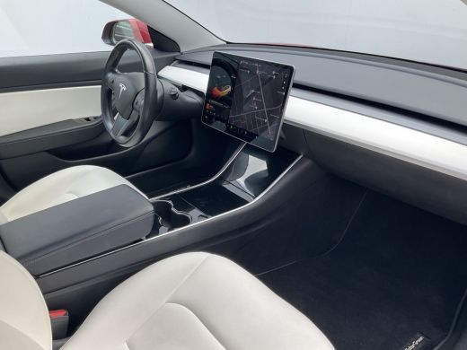 Tesla Model 3 351pk Long Range AWD 75 kWh Incl.BTW Panorama Design ActivLease financial lease