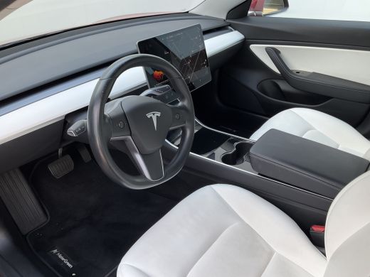 Tesla Model 3 351pk Long Range AWD 75 kWh Incl.BTW Panorama Design ActivLease financial lease