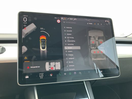 Tesla Model 3 351pk Long Range AWD 75 kWh Incl.BTW Panorama Design ActivLease financial lease