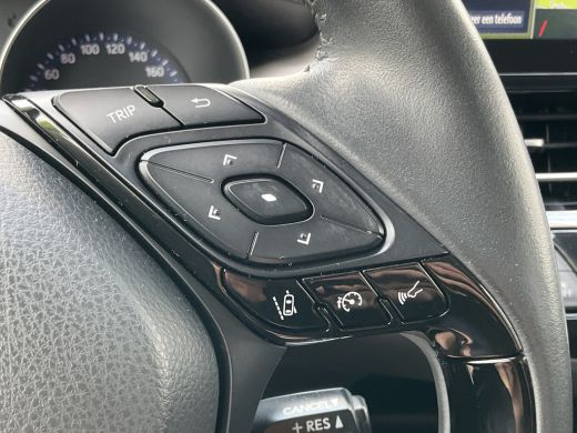 Toyota C-HR 1.8 Hybrid Carplay Camera Adapt.Cruise Hoge Zit DAB Business ActivLease financial lease