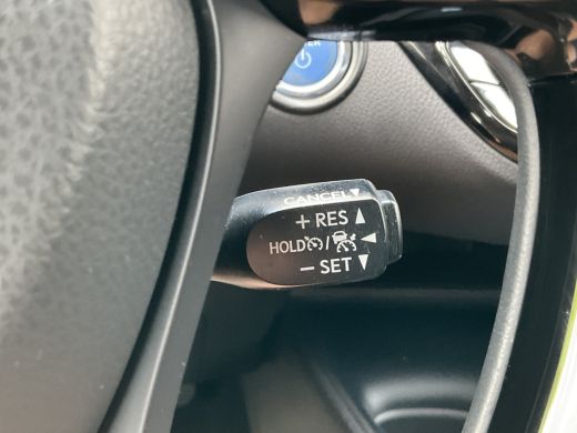 Toyota C-HR 1.8 Hybrid Carplay Camera Adapt.Cruise Hoge Zit DAB Business ActivLease financial lease