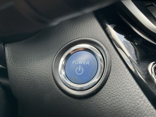 Toyota C-HR 1.8 Hybrid Carplay Camera Adapt.Cruise Hoge Zit DAB Business ActivLease financial lease