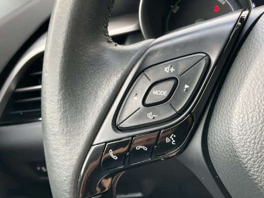 Toyota C-HR 1.8 Hybrid Carplay Camera Adapt.Cruise Hoge Zit DAB Business ActivLease financial lease